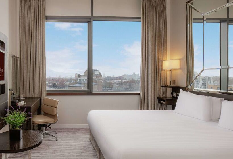 בית מלון כפרי Doubletree By Hilton London Greenwich