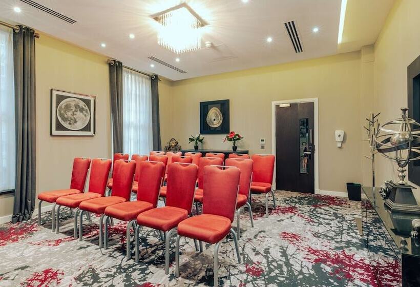 בית מלון כפרי Doubletree By Hilton London Greenwich