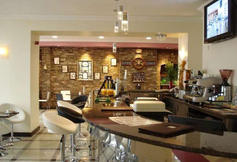 בית מלון כפרי Eastbourne Riviera