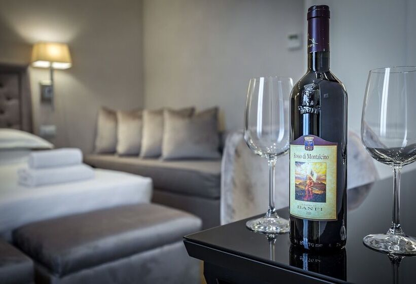 هتل Emma Small Luxury