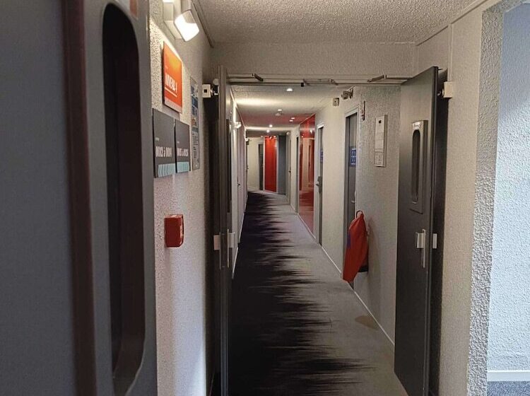 Enzo Hotels Trappes By Kyriad Direct