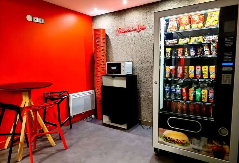 Enzo Hotels Trappes By Kyriad Direct