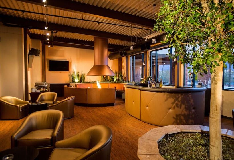 فندق Eureka Casino Resort