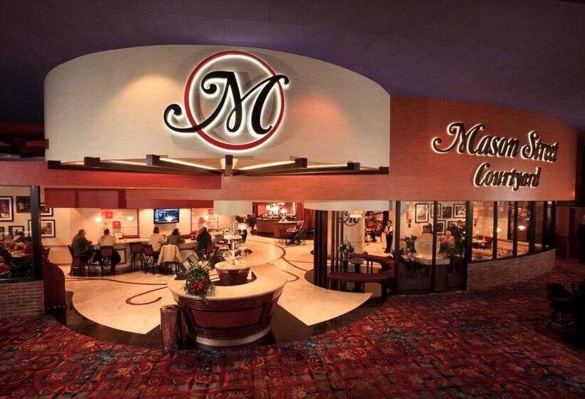 فندق Eureka Casino Resort