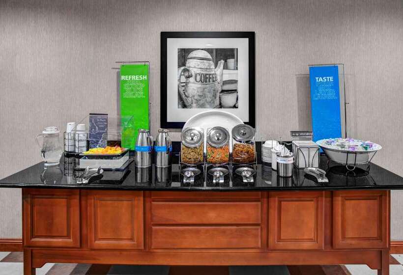 ホテル Hampton Inn Coldwater