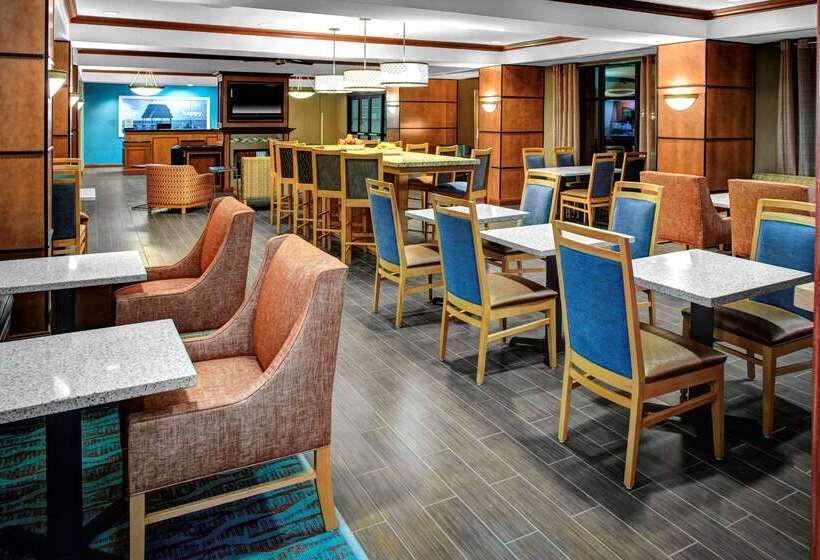 ホテル Hampton Inn Coldwater