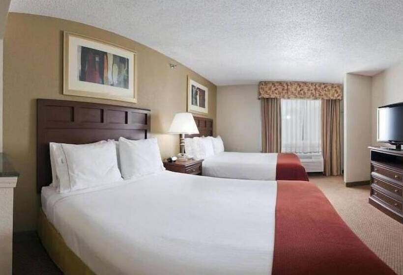 هتل Holiday Inn Express & Suites   El Dorado, An Ihg