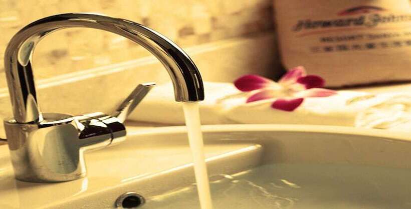 בית מלון כפרי Howard Johnson Resort Sanya Bay