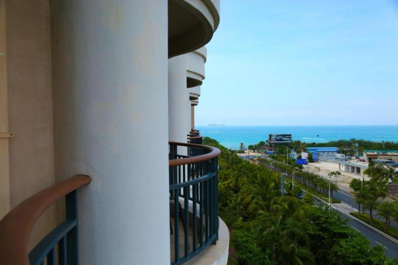 בית מלון כפרי Howard Johnson Resort Sanya Bay