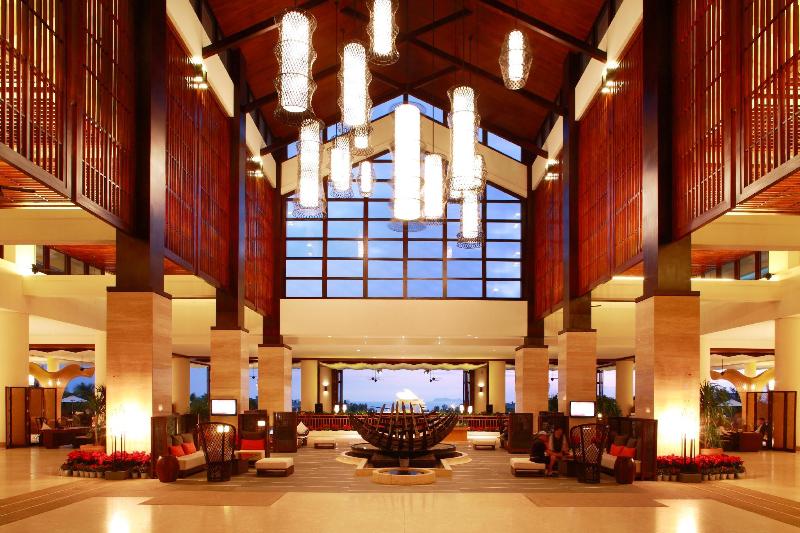 בית מלון כפרי Howard Johnson Resort Sanya Bay