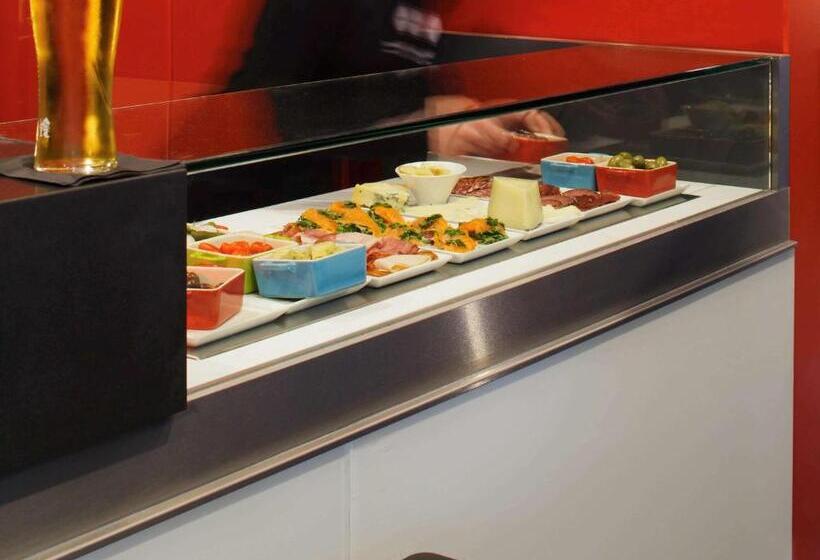 Отель Ibis London Shepherds Bush   Hammersmith