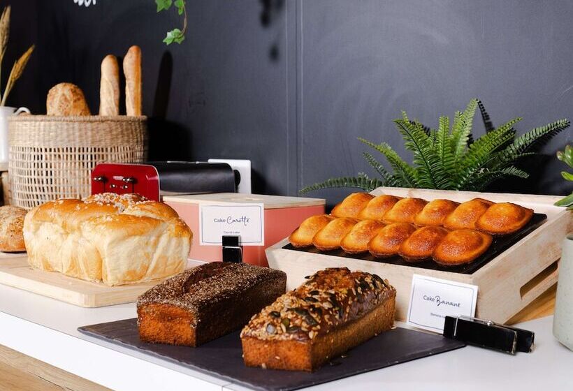 ホテル Ibis Valenciennes