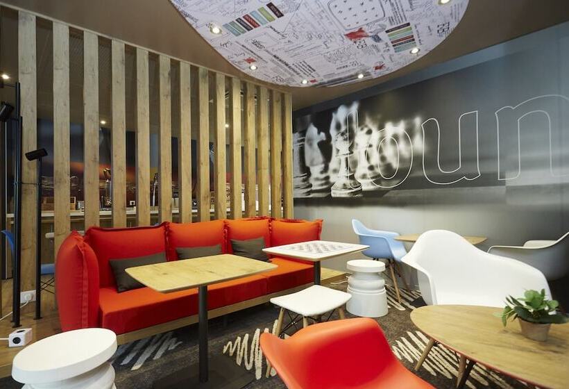 ホテル Ibis Valenciennes