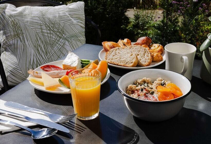 ホテル Ibis Valenciennes