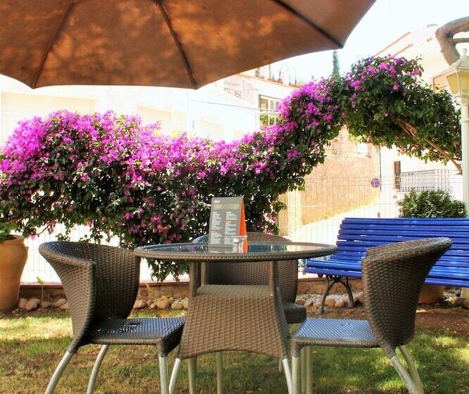 فندق La Caleta De Tamariu