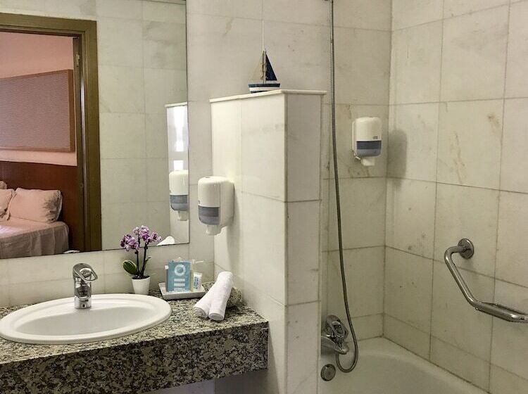 فندق La Caleta De Tamariu