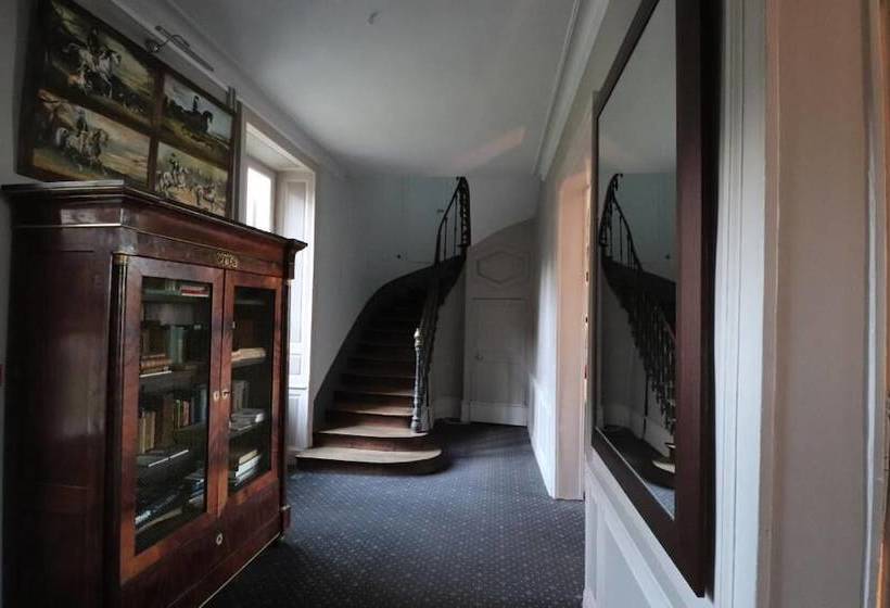 هتل Le Doyenne   De Charme  Hypercentre