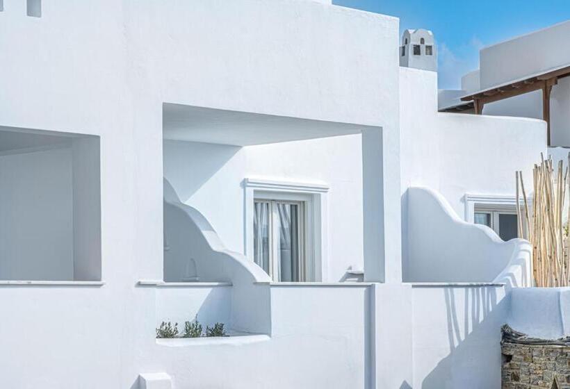 Liana Beach Hotel & Spa