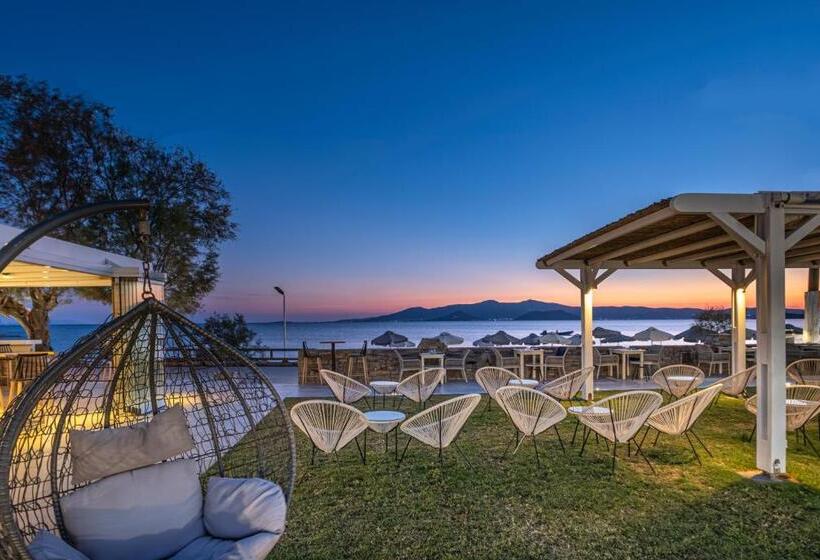 Liana Beach Hotel & Spa