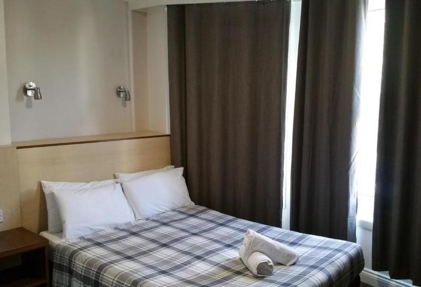 בית מלון כפרי Lynden Court