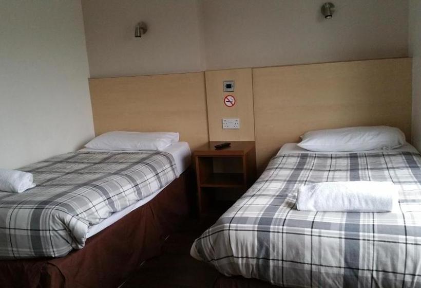 ホテル Lynden Court