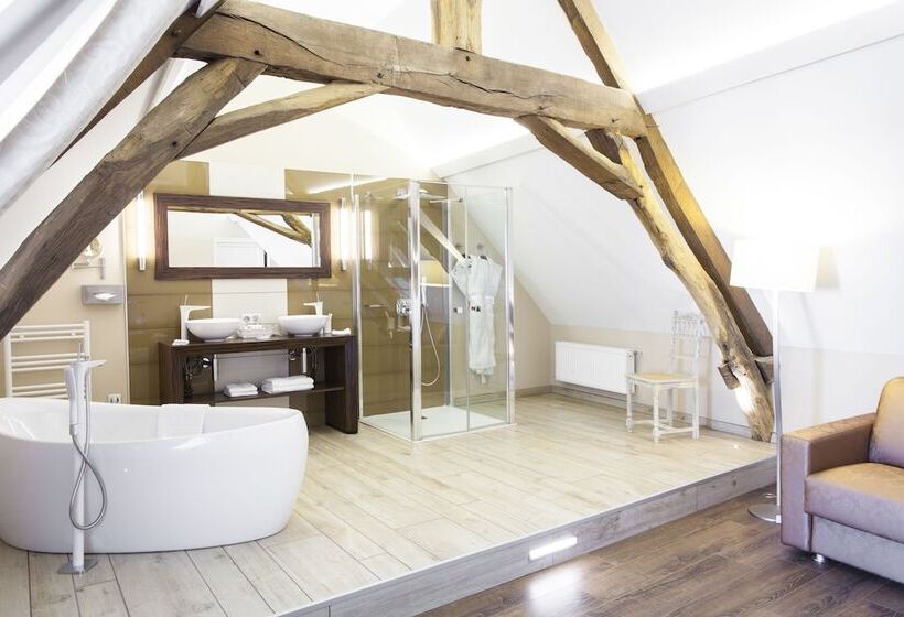 فندق Maison Doucet   Relais & Châteaux