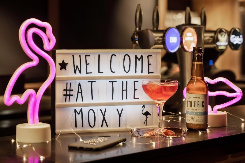 هتل Moxy Amiens