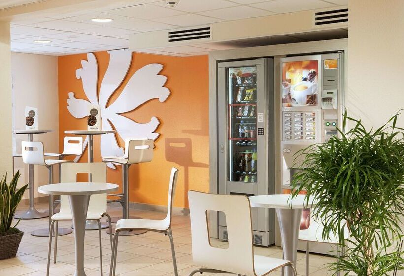 בית מלון כפרי Premiere Classe Pau Est Bizanos