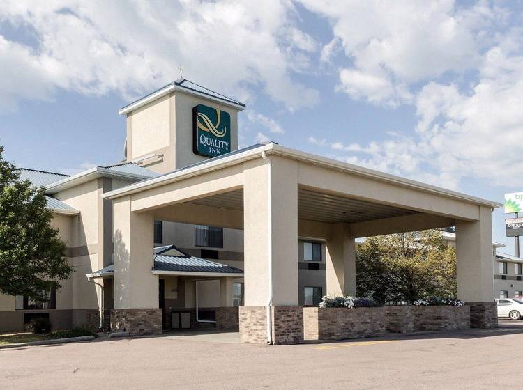 فندق Quality Inn