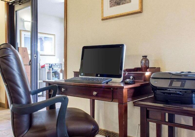 فندق Quality Inn