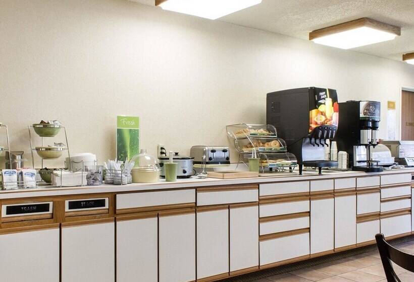 فندق Quality Inn