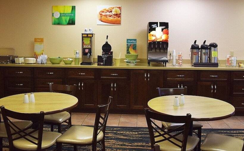 فندق Quality Inn