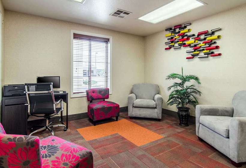 فندق Quality Inn Junction City Near Fort Riley