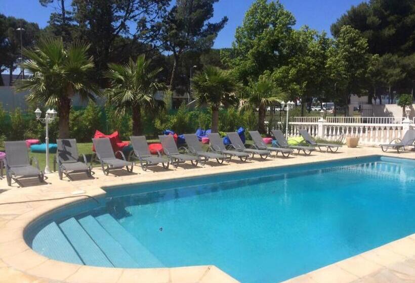 ホテル & Restaurant Le Mejean   Parc Des Expositions