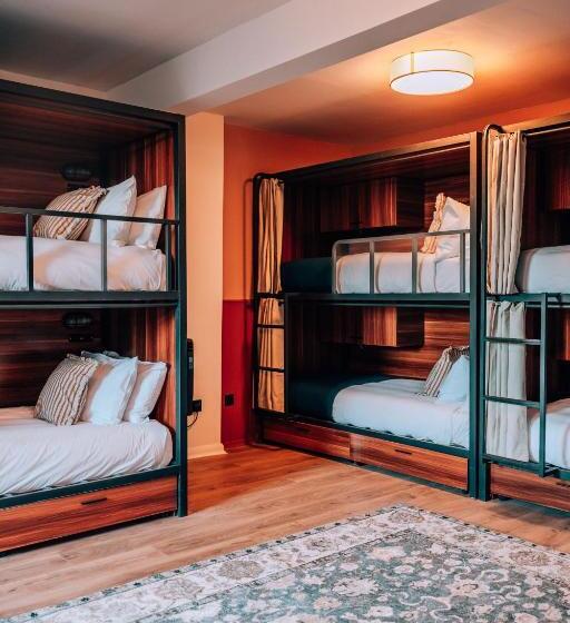 בית מלון כפרי Selina Margate