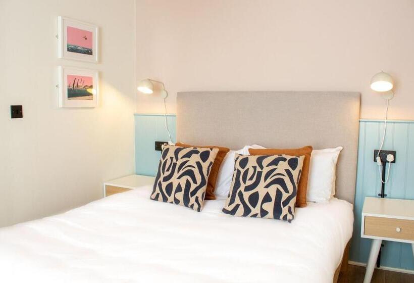 בית מלון כפרי Selina Margate