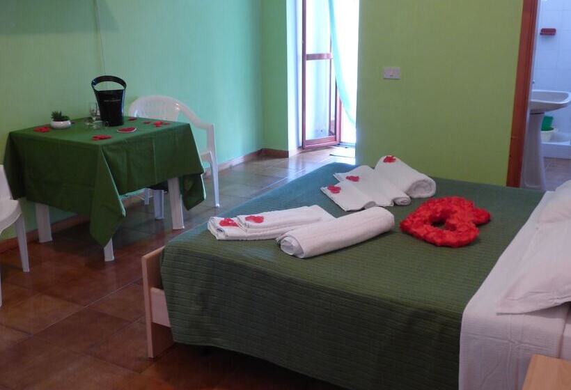 Отель Silica Residence