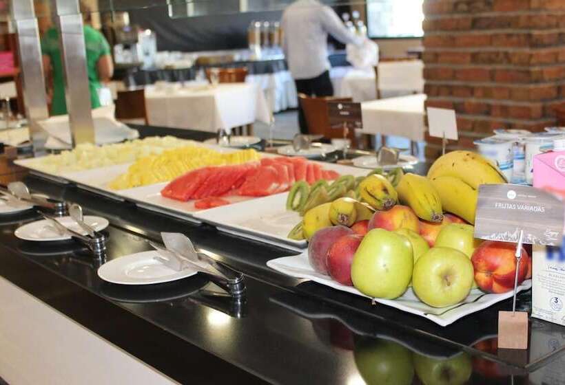 בית מלון כפרי Sno Villa De Sallent 3