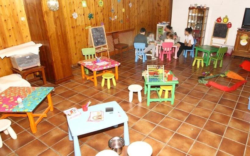 בית מלון כפרי Sno Villa De Sallent 3