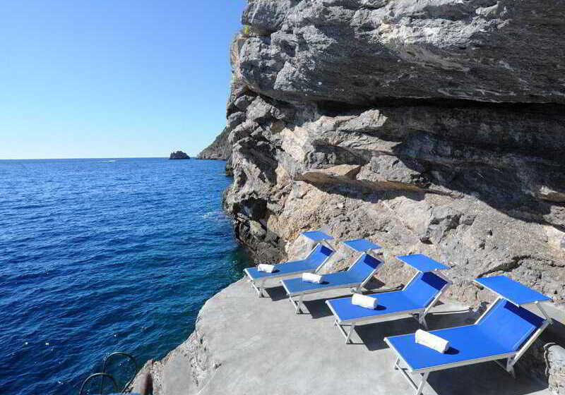 Отель Torre Saracena