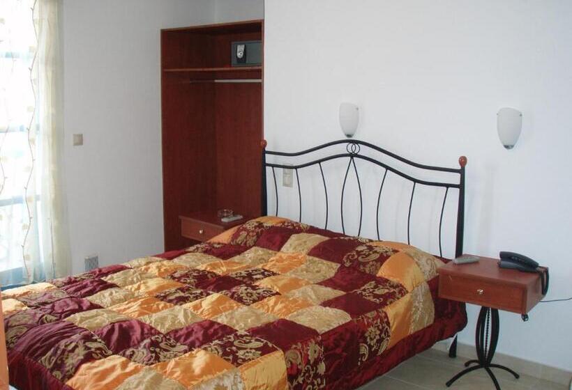 酒店 Vakhos Island