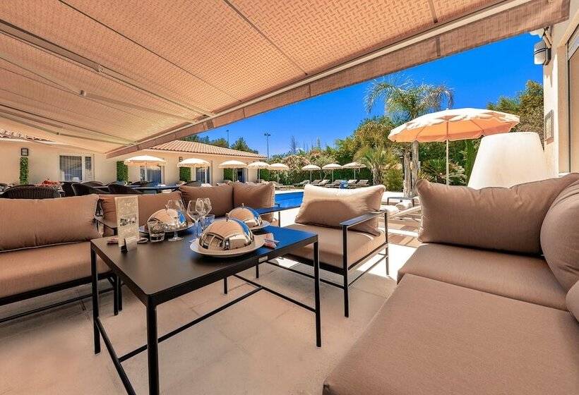 فندق Hôtel Villa Sophia   Adults Only July And August