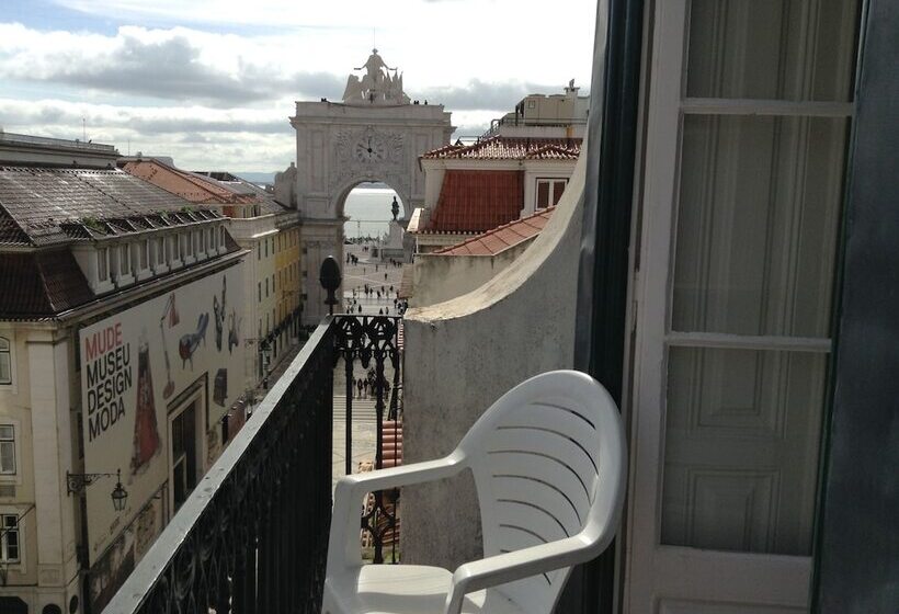 Lisbon Riverview Hostel