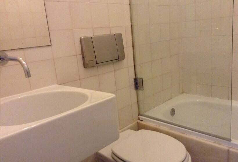 Lisbon Riverview Hostel