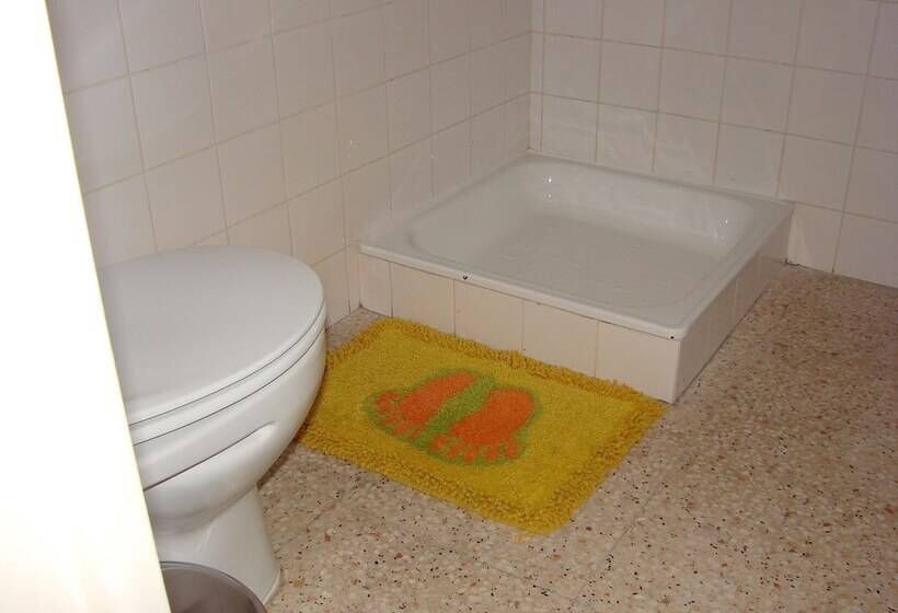 Lisbon Riverview Hostel