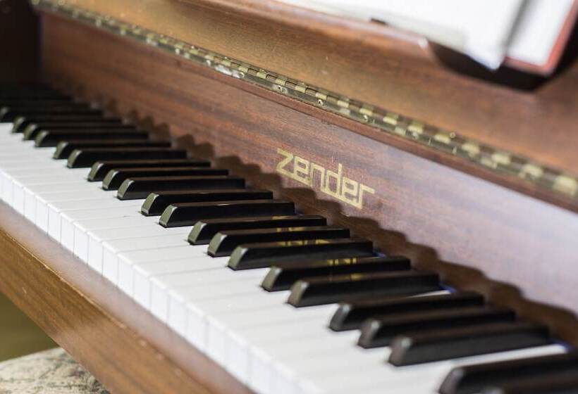 Llangollen Hostel Self Catering   All Private Bedrooms