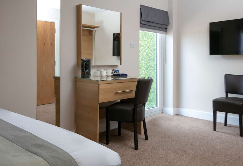 هاستل Best Western Northfields Ealing