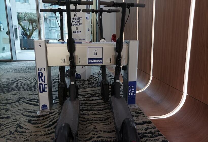 Novotel Lyon Centre Confluence Bord De Saone