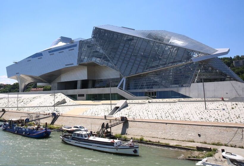 Novotel Lyon Centre Confluence Bord De Saone
