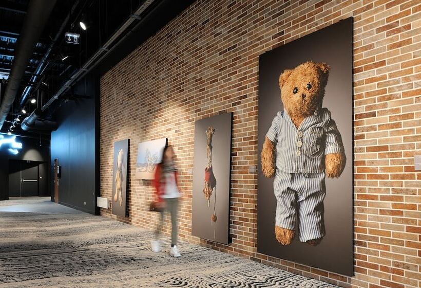 Novotel Lyon Centre Confluence Bord De Saone